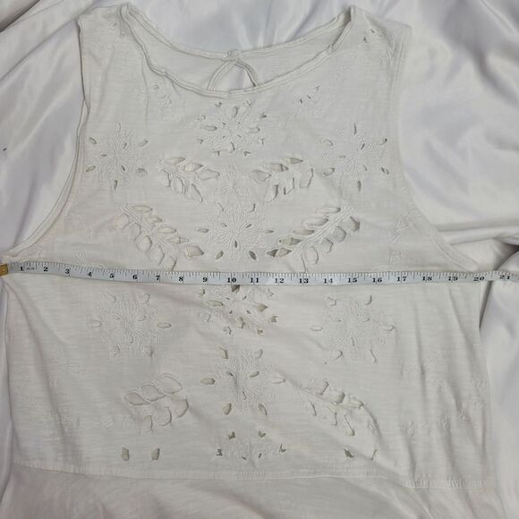 FREE PEOPLE white peplum cutout flowy tunic top with keyhole back L - Picture 7 of 8